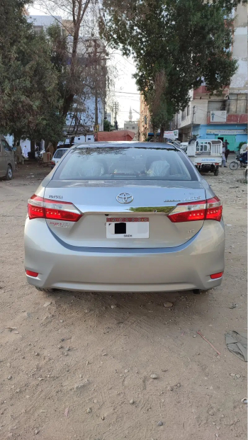 TOYOTA ALTIS 1.6-2015