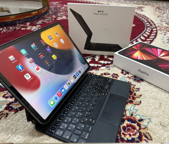 ايباد برو مع كيبورد الخاص قيمة بيع 2800 سعر خاص ومغري للتواصل فقط واتساب