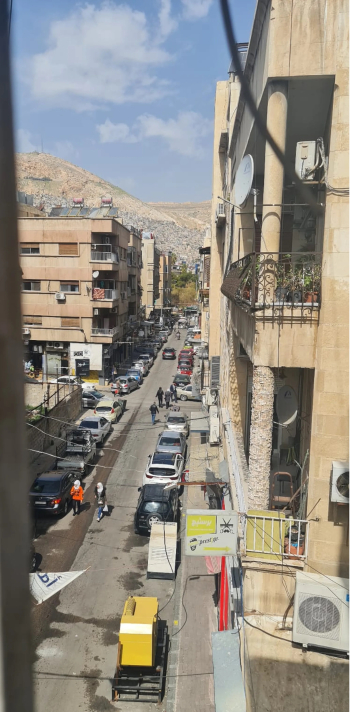 شقة سكنية للبيع في منطقة ابو رمانة