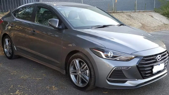 هيونداي النترا 2018 للبيع في الرياض اللون رصاصي 