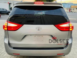Toyota Sienna EL 2016 Model Contact my WhatsApp +971 55 491 2580