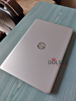 GAMING LAPTOP WITH 4 GB EXTERNAL GRAPHIC CARD