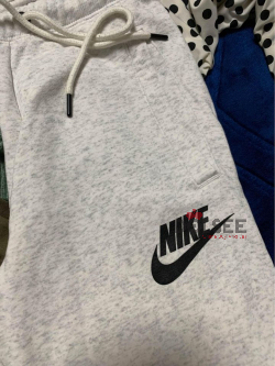 Nike حريمي