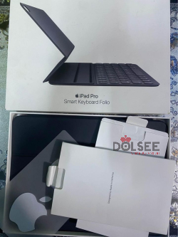 Apple Keyboard