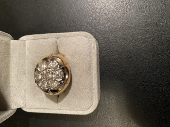 MAN'S DIAMOND RING