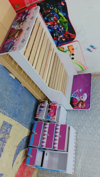 kids bed | kids Car Bed | baby bed | Kids Furniture / bunk bed