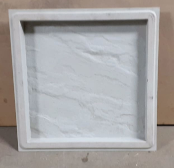 Pre cast concrete paver moulds