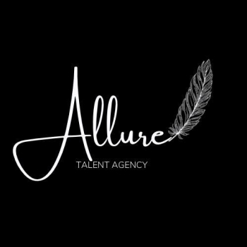 Live Streamer/Content Creator