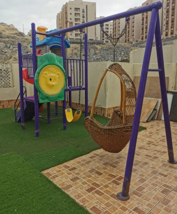 مرجيحة وزحليقة اطفال