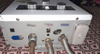 New cannon instant gas geyser only box open with warranty card