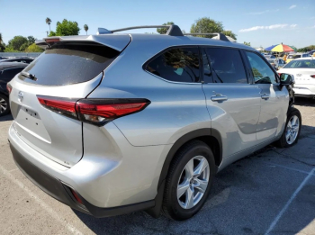 Toyota highlander 