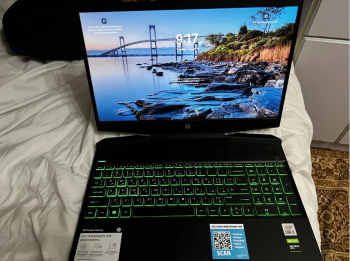 لابتوب HP للبيع مستخدم قليل جدا