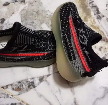 3 كوتشات اطفالى براند النصر