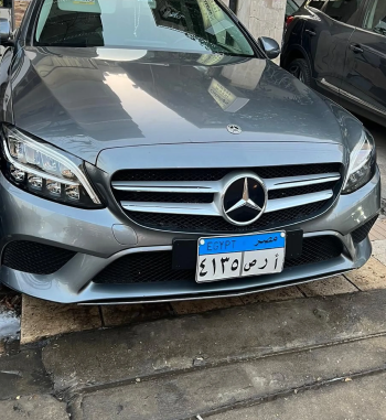 C180 2019 aventgarde all fabric mint condition فابريكه بالكامل مالك سياره كل الصيانات بالتوكيل لاس