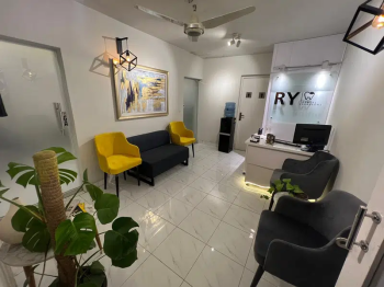 Female receptionist/Dental assistant required