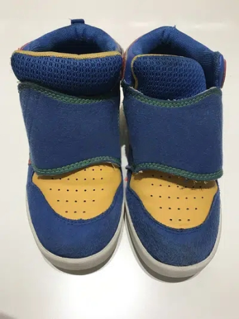Sneakers size EUR 31 for boys