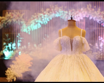 ملابس للبيع في جدة السعودية