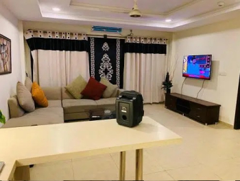 520 Square Feet Apartment For Rent In Quaid Block Bahria Town Lahore