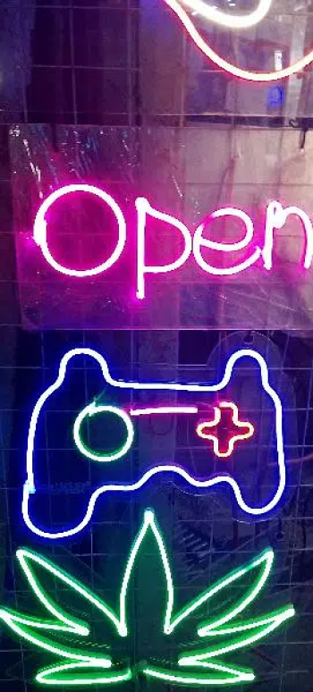 digital and offset printing & signage works