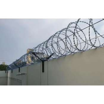 Chain link fence Razor wire Barbed wire security wire welded mesh jali