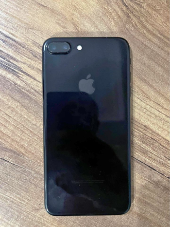 Clean İphone 7 Plus Jet Black